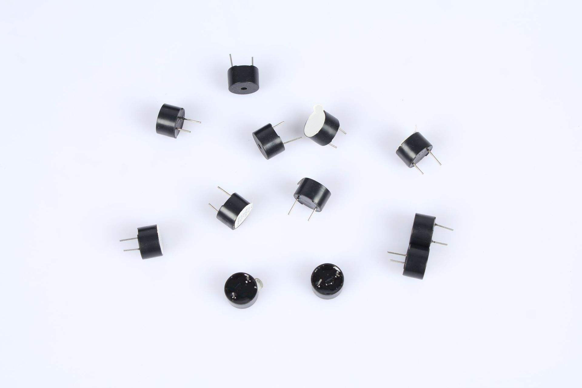 怎樣判(pàn)斷蜂鳴片的好(hao)壞